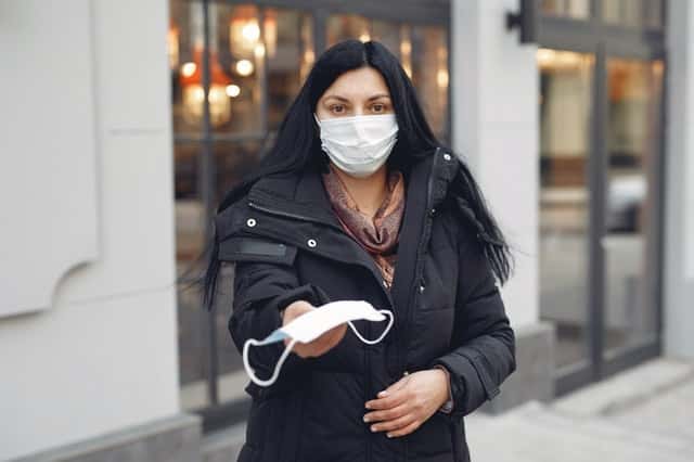 На Среднем Урале выявлено 183 новых случая COVID-19. +1 в Арамиле