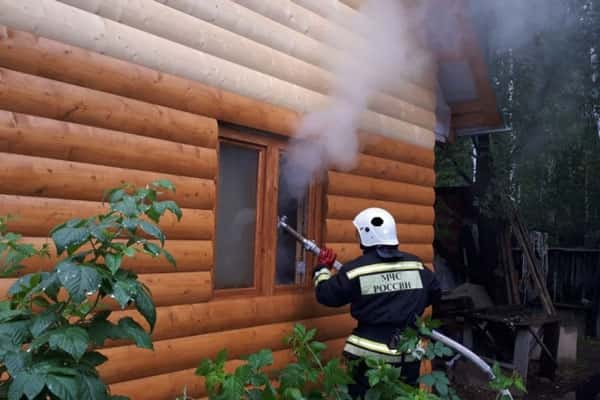 Утром в селе под Сысертью сгорел частный жилой дом