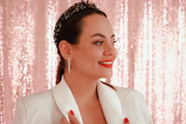 Жительница Арамиля завоевала гран-при областного вокального конкурса «Вершины Урала»