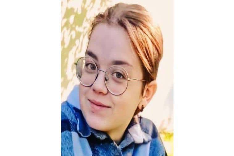 В Арамиле пропала 17-летняя девушка: поисковый отряд назвал ее особые приметы 