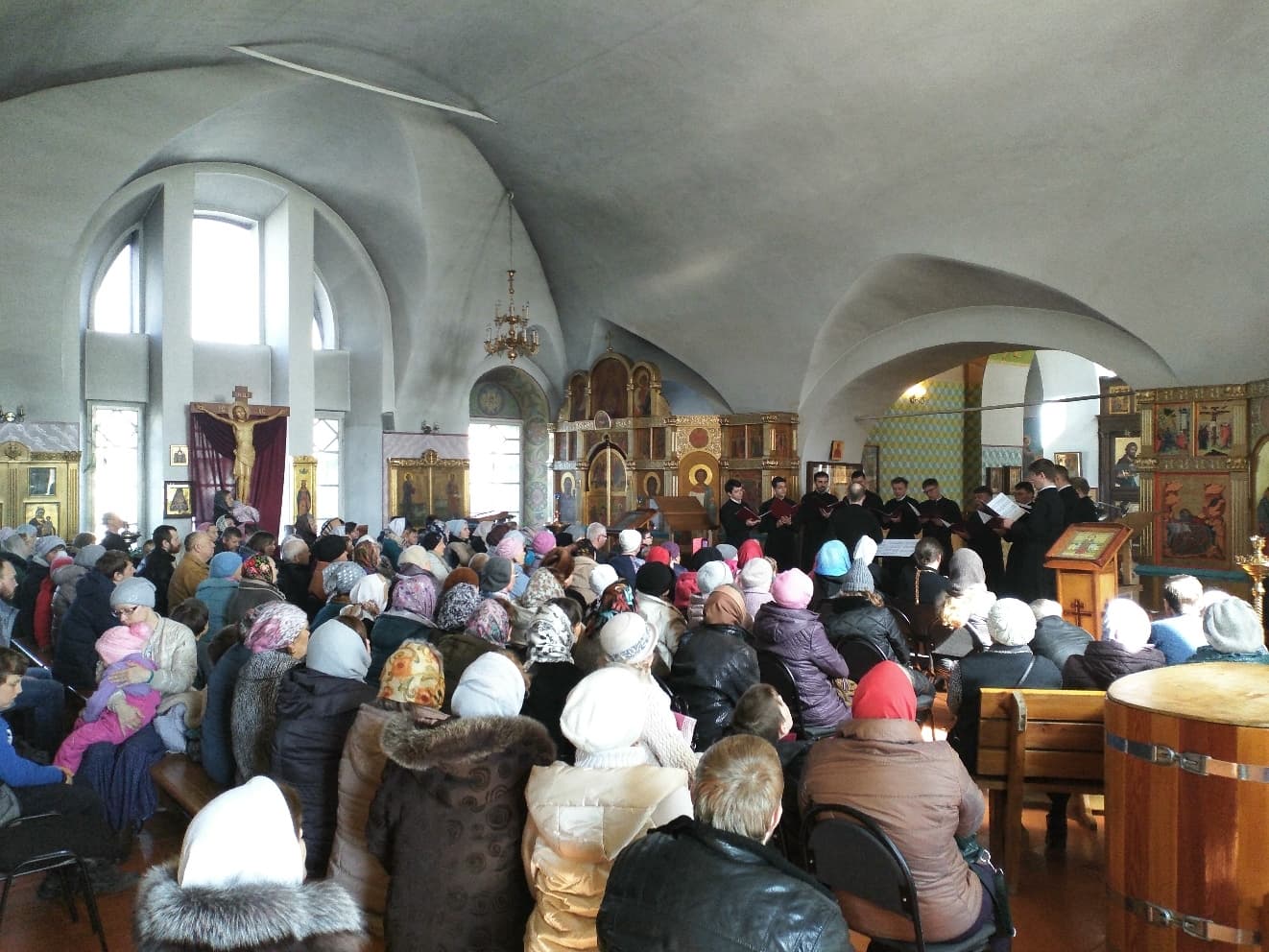 «Внушает духовный оптимизм»: в Арамиле выступил с великопостным концертом ансамбль хора монастыря на Ганиной яме, собрав полный «зал»! ВИДЕО