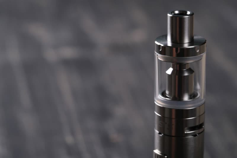 Психолог рассказала, как сделать так, чтобы ребенок не начал курить