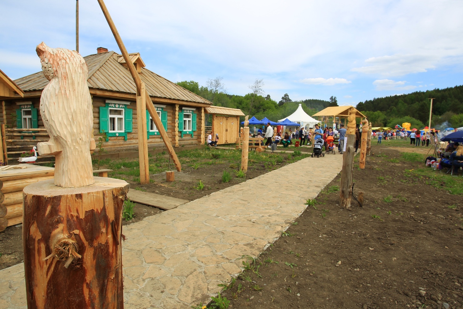 «Баснословно дорого, парковки плохие, но внутри нескучно, если есть деньги и их не жалко». Свердловчанка оценила арамильский Парк сказов «Баснословно дорого, парковки плохие, но внутри нескучно, если есть деньги и их не жалко». Свердловчанка оценила арамильский Парк сказов