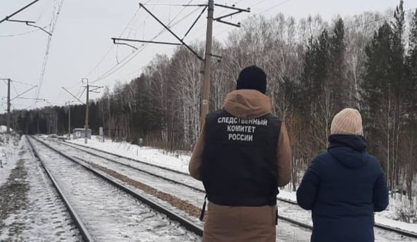 На железнодорожном перегоне под Арамилью погиб мужчина На железнодорожном перегоне под Арамилью погиб мужчина