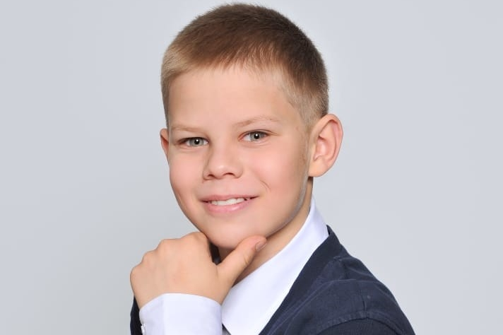 Ходил где-то всю ночь, нашёлся только под утро - живой, здоровый. В Арамиле поисковики вместе с родителями искали десятилетнего мальчика Ходил где-то всю ночь, нашёлся только под утро - живой, здоровый. В Арамиле поисковики вместе с родителями искали десятилетнего мальчика