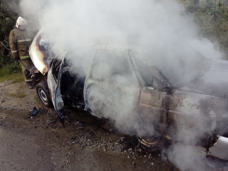 Накануне в Арамиле сгорел ВАЗ
