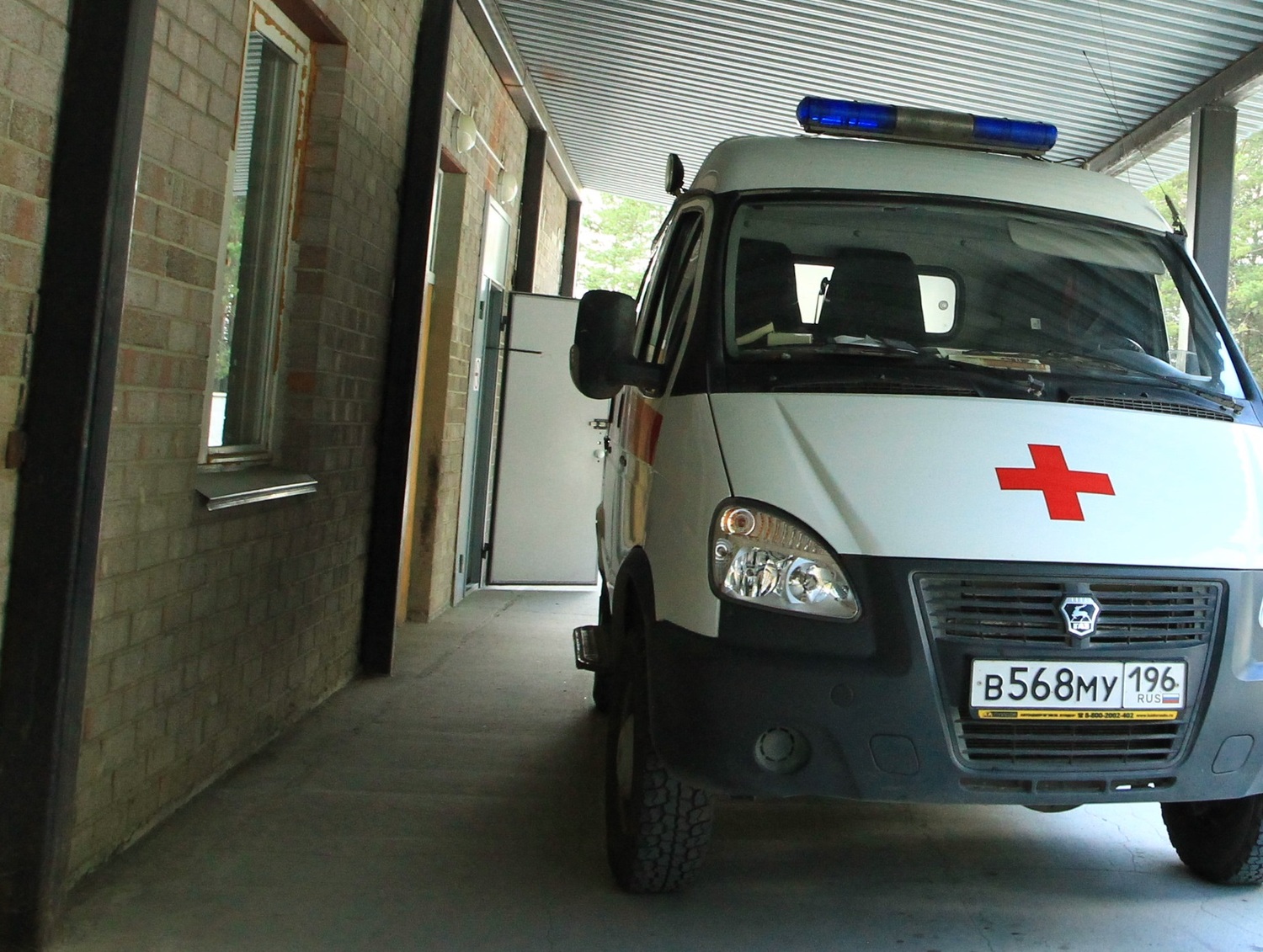 «Признаков жизни уже не было». Подробности про смерть 13-летнего мальчика в Арамиле: нашли в туалете, лежал на животе с торчащим ножом