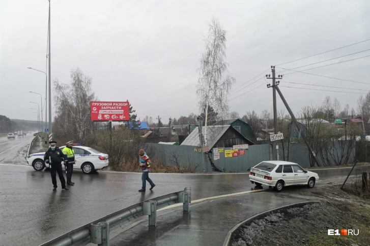 В ходе спецоперации, проводимой в Арамиле и Чкаловском районе Екатеринбурга, сотрудники ФСБ нейтрализовали трех мужчин, готовивших теракты