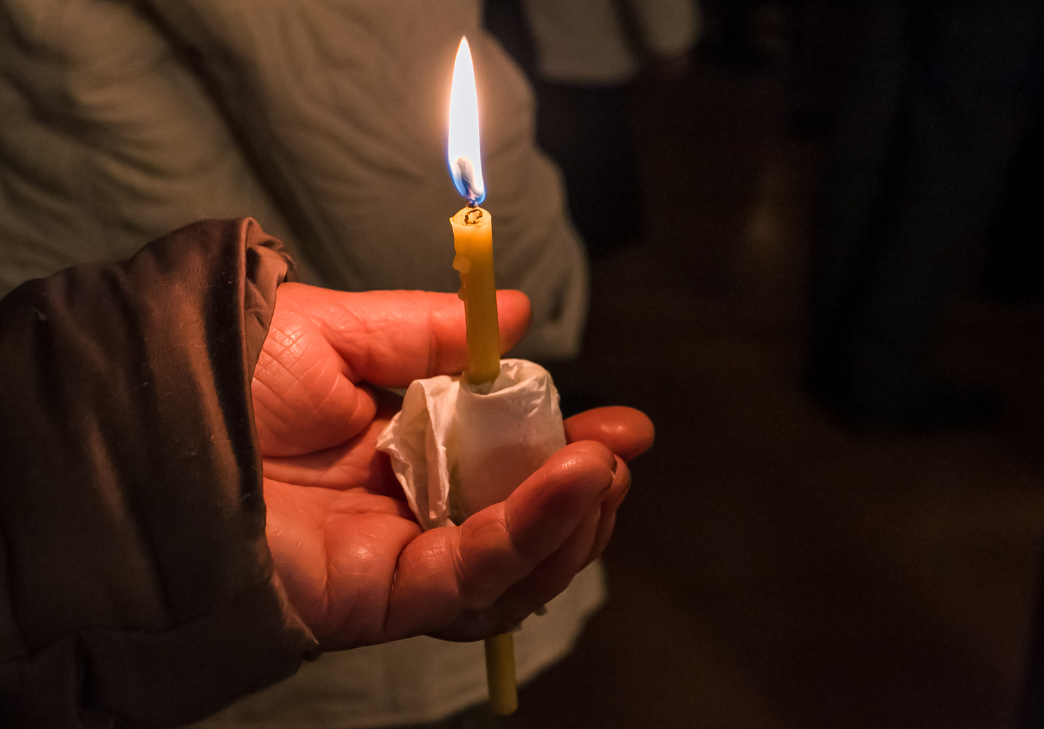 «Ну как можно не ходить в храм на Пасху?» Жительница Арамиля высказала свое мнение о запрете на богослужения и поблагодарила священника «Ну как можно не ходить в храм на Пасху?» Жительница Арамиля высказала свое мнение о запрете на богослужения и поблагодарила священника