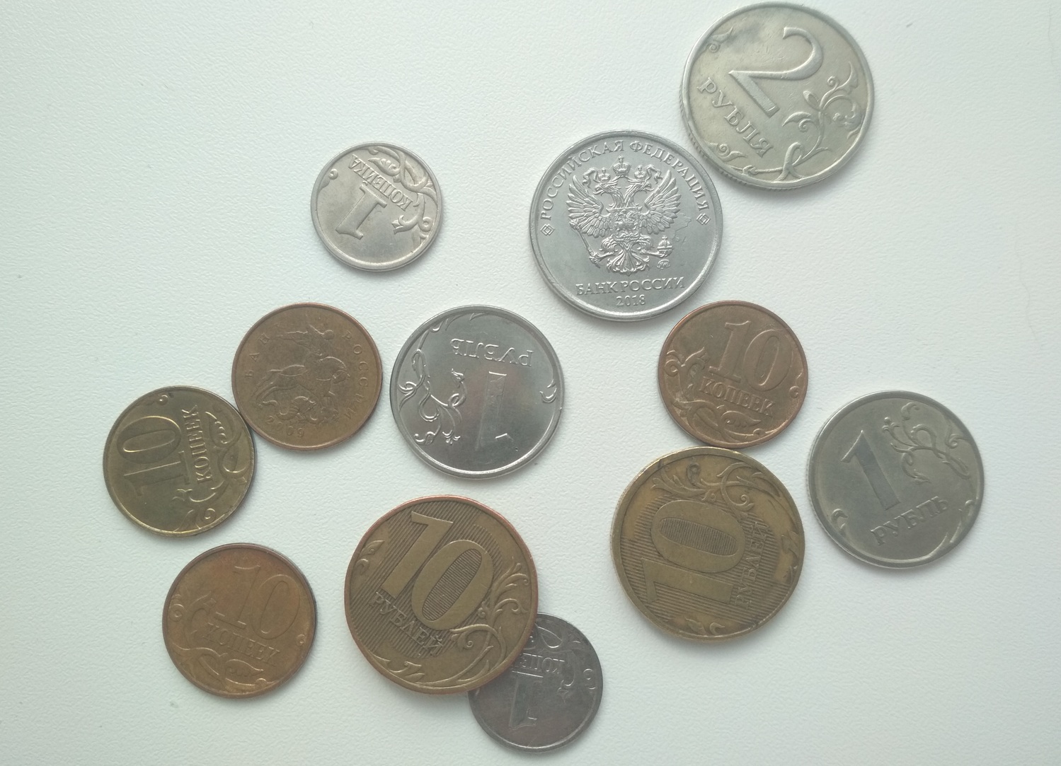 «Позор вам, спекулянты». Цены на продукты в мелких и сетевых магазинах в Арамиле в период эпидемии поползли вверх. А людям деваться некуда!