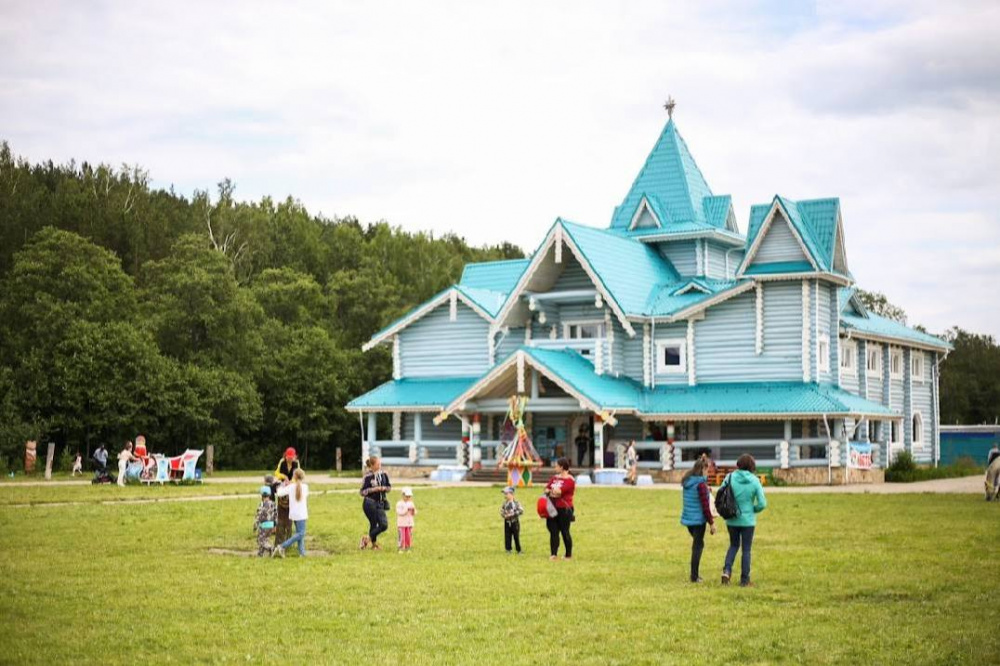 Команда Парка Сказов набрала 27% голосов и заняла второе место в премии Russian Traveler Awards | Уральский инфраструктурный проект занял второе место среди лидеров сферы туризма