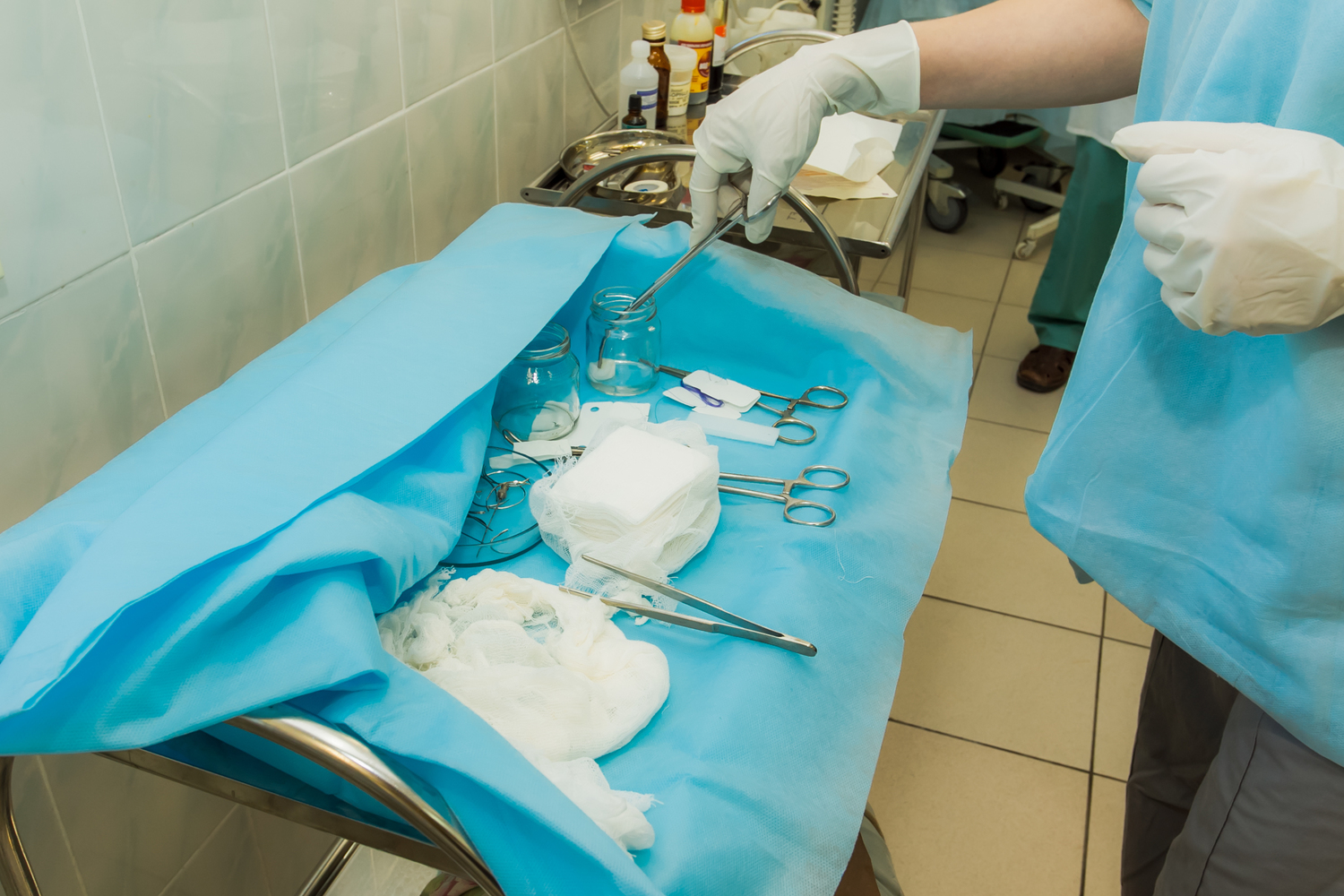 Перевалили за две сотни и плюс еще одна смерть. Свежая статистика заболевших коронавирусом в Арамиле: 70 жителей сидят на строгом карантине Перевалили за две сотни и плюс еще одна смерть. Свежая статистика заболевших коронавирусом в Арамиле: 70 жителей сидят на строгом карантине