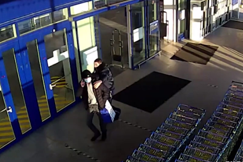 Житель Арамиля пытался украсть из магазина элитный виски Житель Арамиля пытался украсть из магазина элитный виски