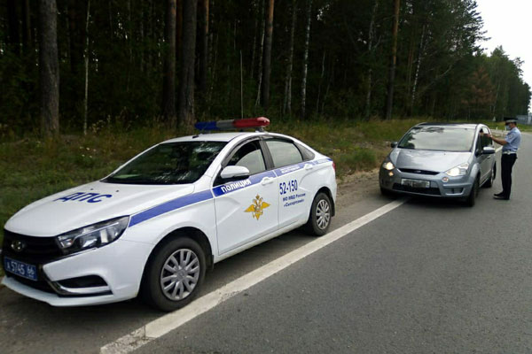 Пятеро пьяных, шестеро без прав, один лишенец: неутешительные итоги спецоперации ГИБДД на арамильских дорогах