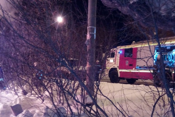 Под Сысертью в крупном пожаре сгорело неэксплуатируемое здание Под Сысертью в крупном пожаре сгорело неэксплуатируемое здание