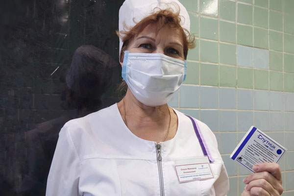 Медсестра прививочного кабинета: «Пожилым людям вакцина против ковида нужна в первую очередь»