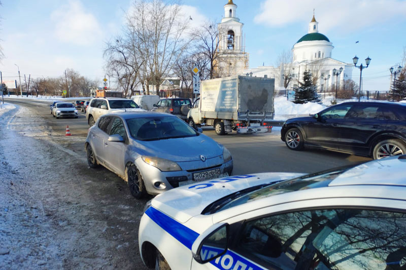 В Арамиле в ДТП пострадал 10-летний мальчик-пешеход В Арамиле в ДТП пострадал 10-летний мальчик-пешеход