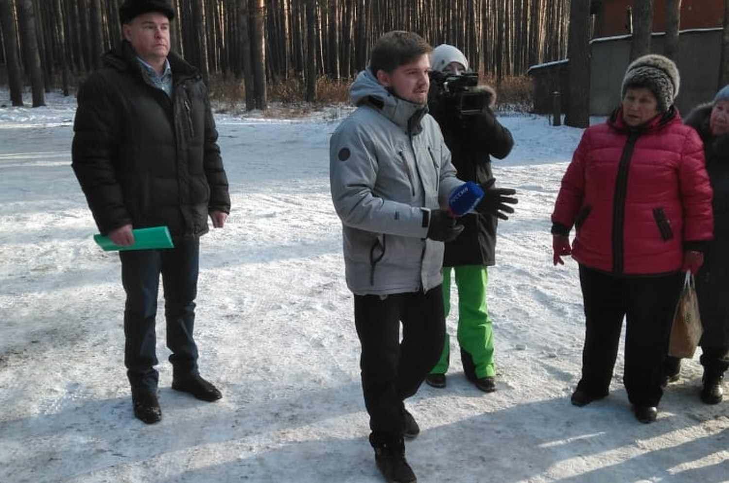 Борьба, достойная уважения: арамильцы пригласили журналистов «Вести-Урал» и рассказали, что против возведения многоквартирника по ул.Садовой