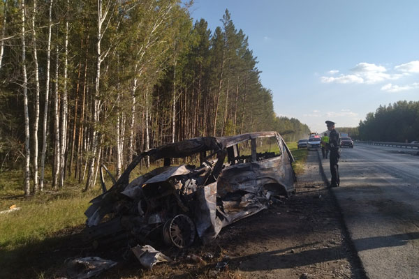 Под Сысертью в ДТП пострадало три человека, один погиб