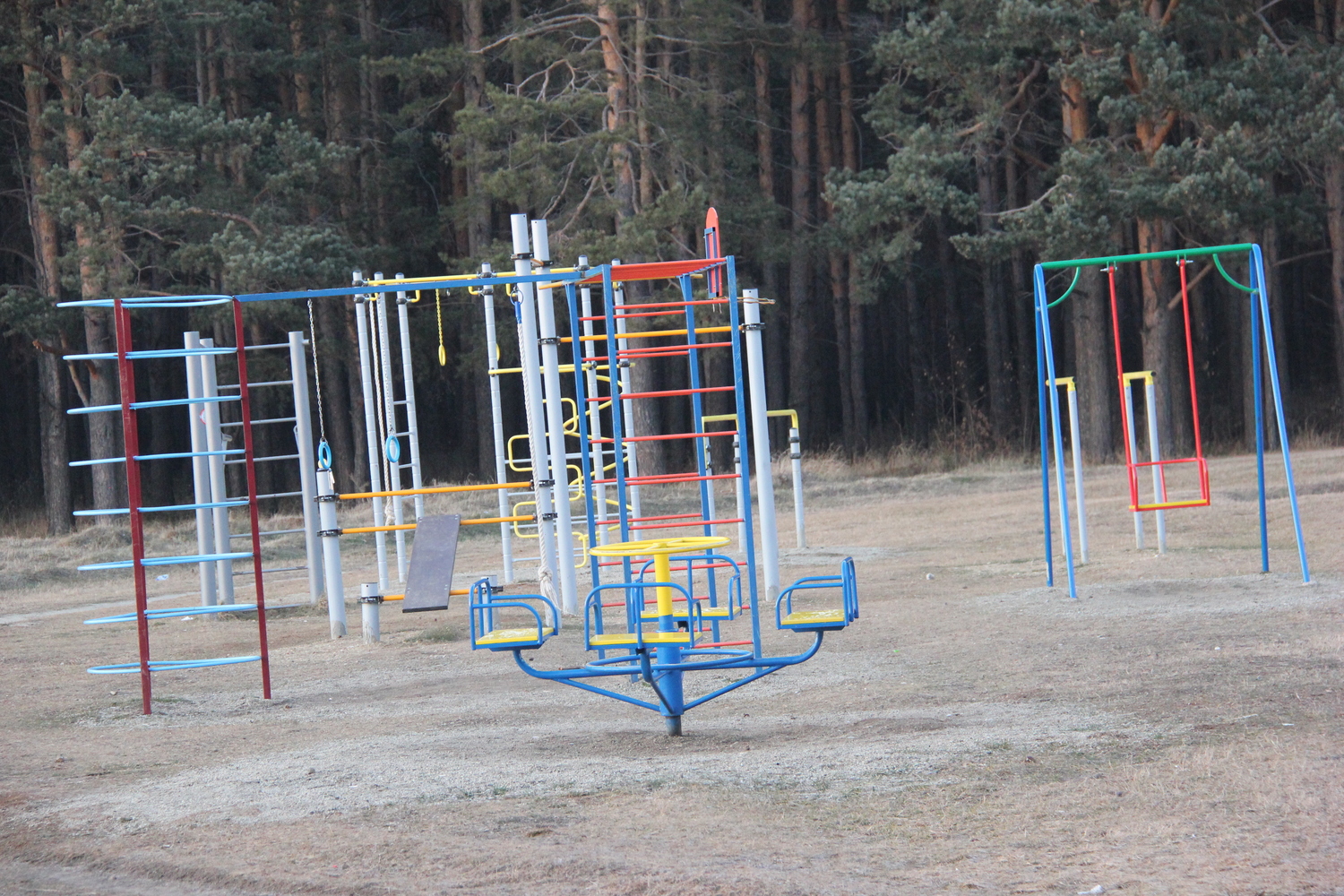 Областная прокуратура проверяет занесенную снегом площадку, которую установили в поле в удалении от жилых домов Областная прокуратура проверяет занесенную снегом площадку, которую установили в поле в удалении от жилых домов