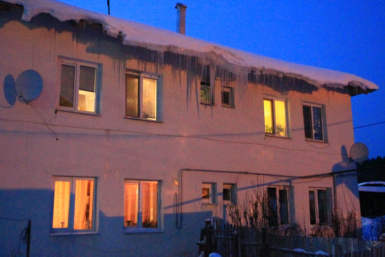 Ни в одном доме в Арамиле жильцы не оплатили 100 процентов взносов за капремонт, но хуже всех — в многоквартирнике по ул. Энгельса!