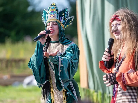 Фестиваль «Хозяйка Медной Горы» из Арамиля победил на всероссийской премии | Свердловская область вошла в топ регионов на премии Russian Event Awards